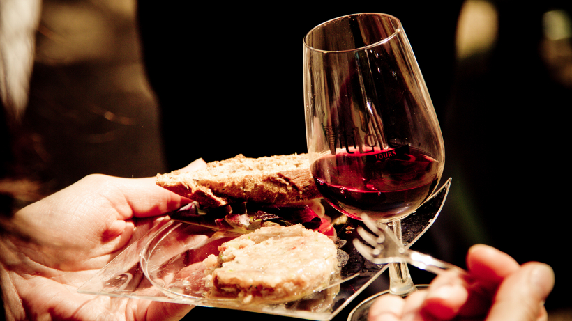 Vitiloire, événement dédié au vin et à la gastronomie du Val de Loire, rassemble plus de 35 000 visiteurs et 160 vignerons chaque année en plein cœur de Tours